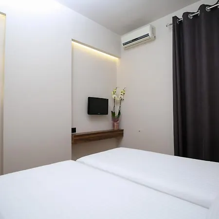 Libertas Hotel